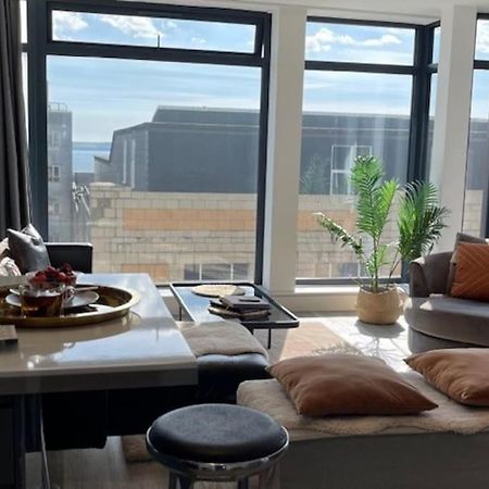 The Pad By The Beach Penthouse Apartment With Sunset And City Views Bournemouth Buitenkant foto
