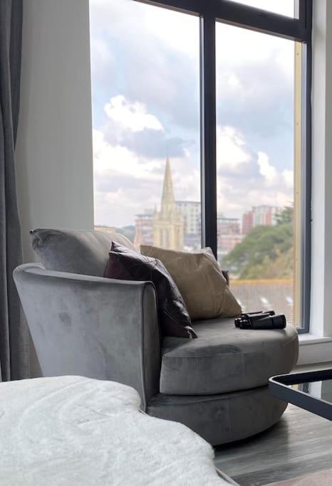 The Pad By The Beach Penthouse Apartment With Sunset And City Views Bournemouth Buitenkant foto